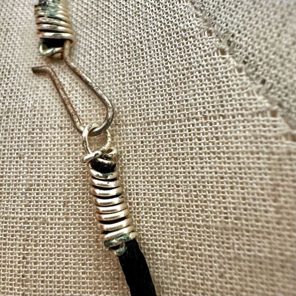 Silver tone double dog knotted pendant necklace - Picture 5 of 8